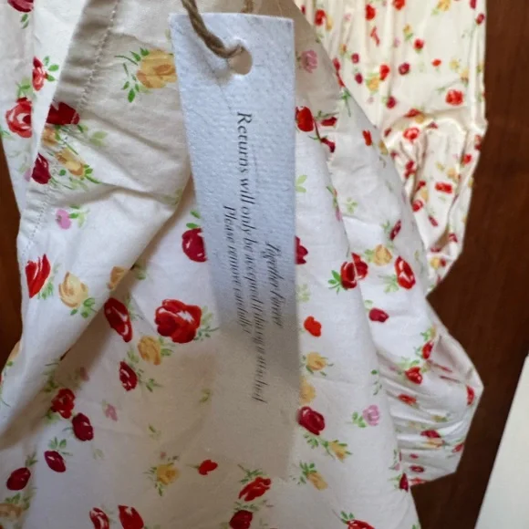 Christy Dawn ‘The Bodie Dress’ in Rosebud Bloom - Picture 5 of 6